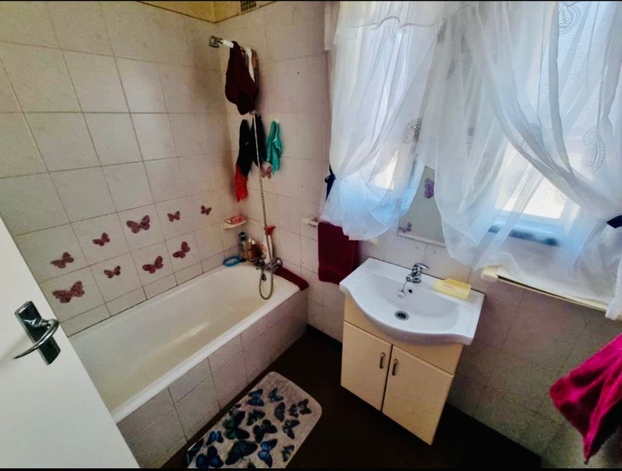 4 Bedroom Property for Sale in Sasolburg Ext 12 Free State